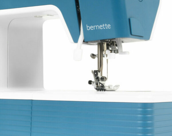 Máquina de Costura Bernette B05 Academy - Riera Alta